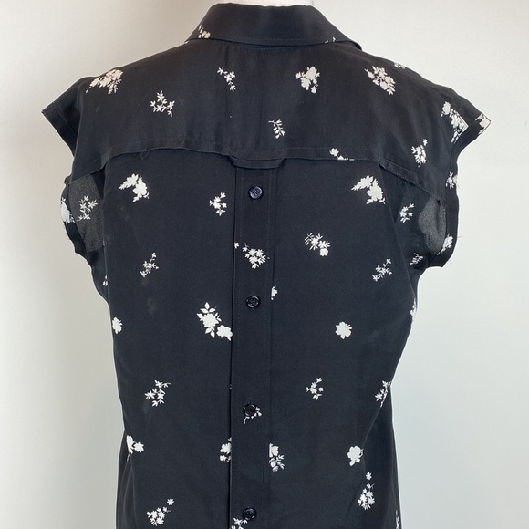 Golden Goose 100%silk sleeveless blouse in size S - Picture 5 of 10